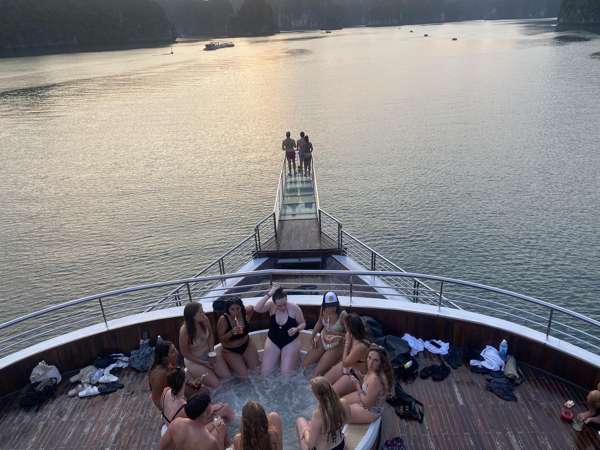 HAGIANG LOOP & HALONG BAY TOUR PACKAGE (06 Day 06 Nights)